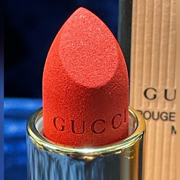 Gucci Rouge Lipstick Shade 25 Goldie Red - Picture 2 of 2